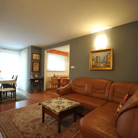 Apartament Tais Lägenhet *