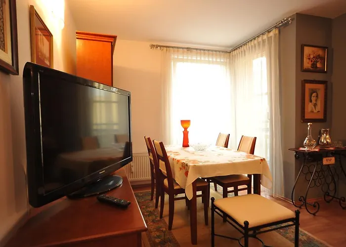 Apartament Tais Apartment *